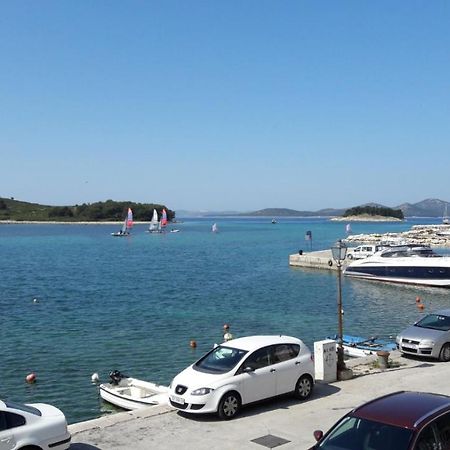 Apartman Pape Pakoštane Exteriér fotografie