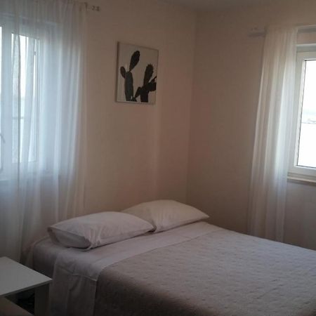 Apartman Pape Pakoštane Exteriér fotografie
