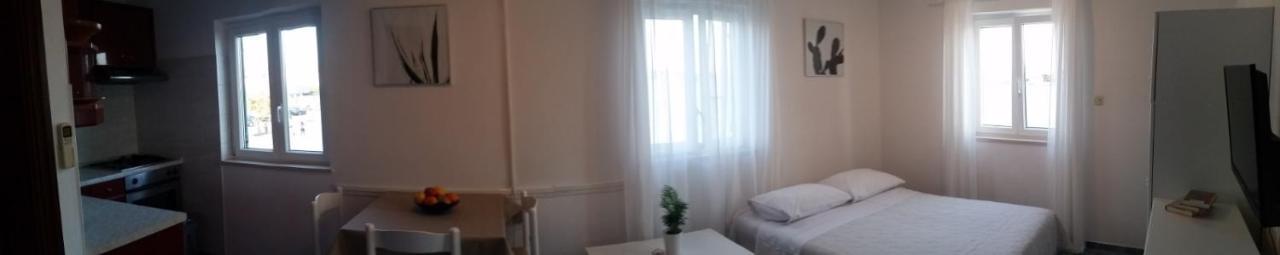 Apartman Pape Pakoštane Exteriér fotografie